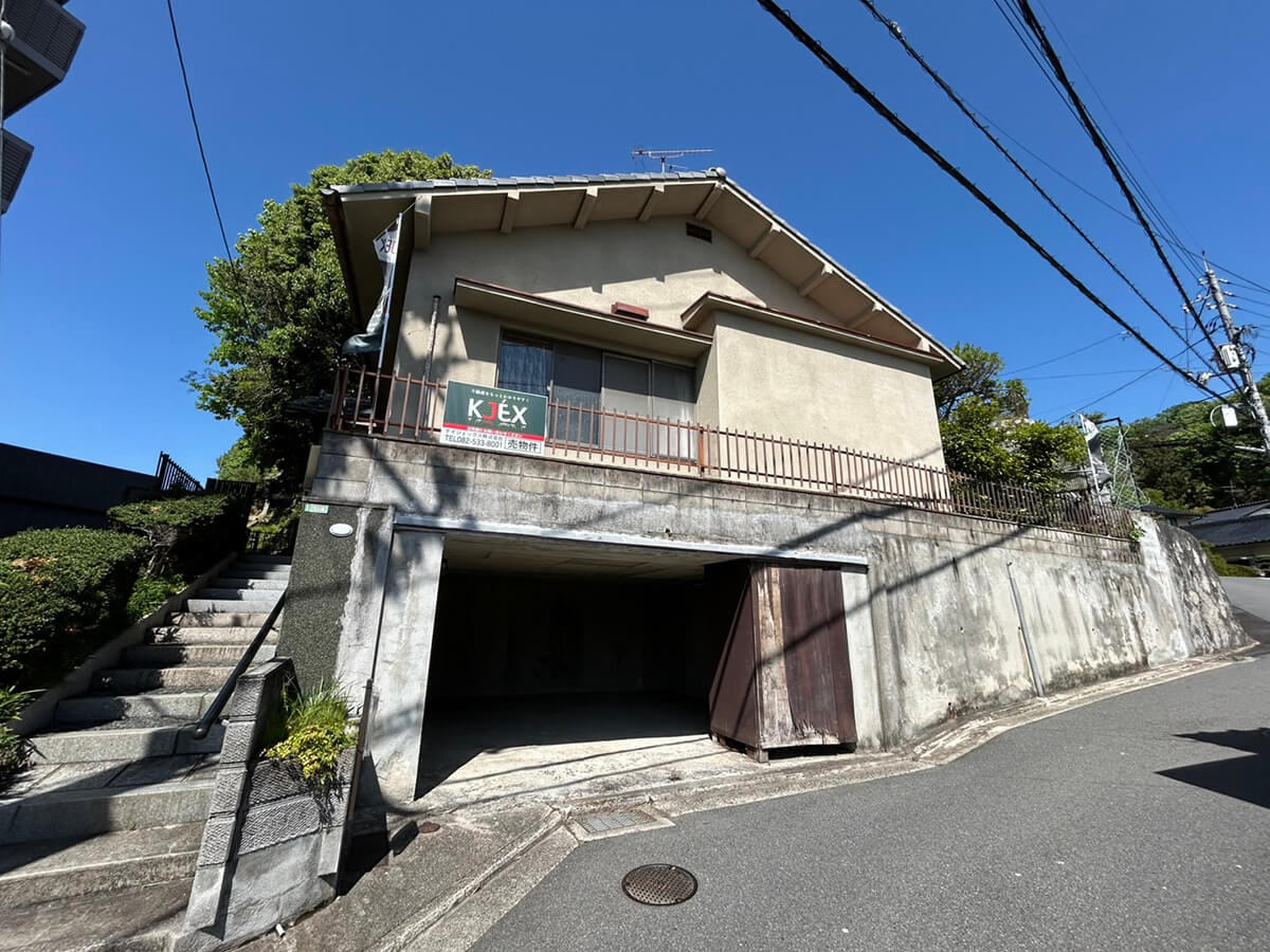 安芸郡府中町山田二丁目戸建