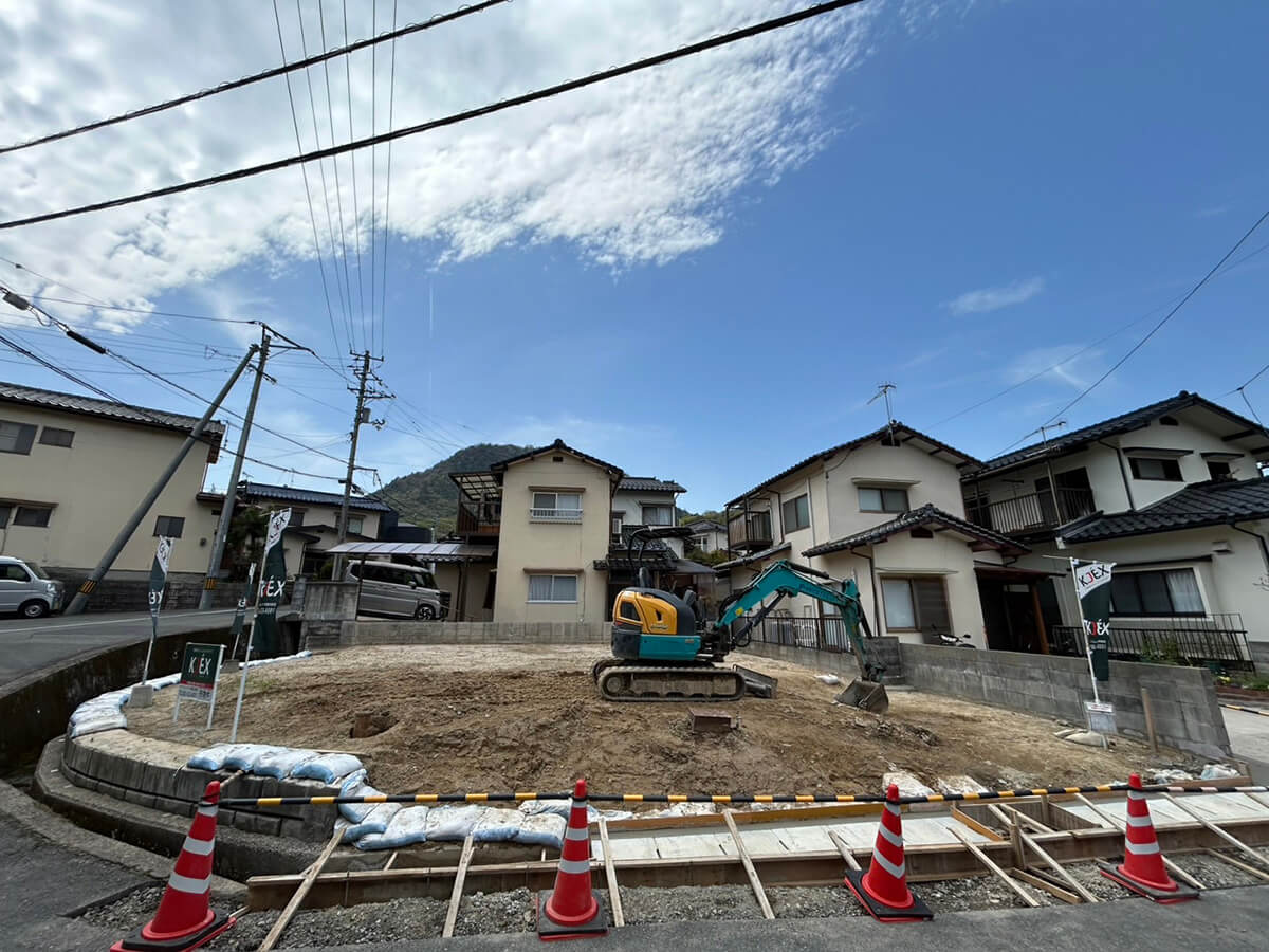安佐北区亀山南三丁目土地