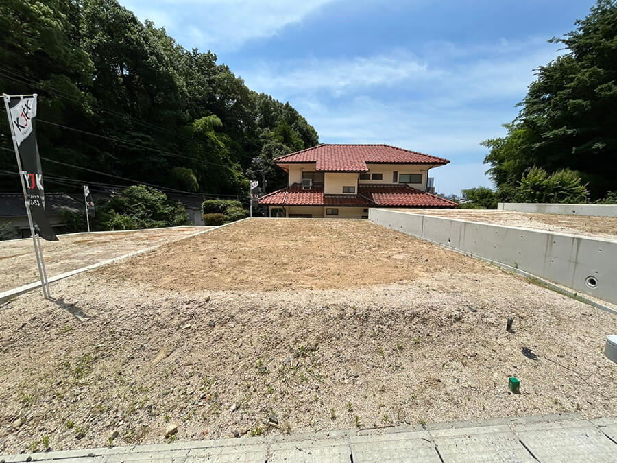 東区山根町土地