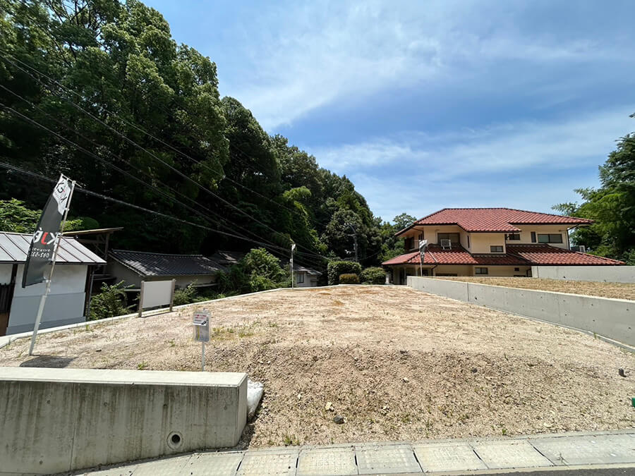 東区山根町土地