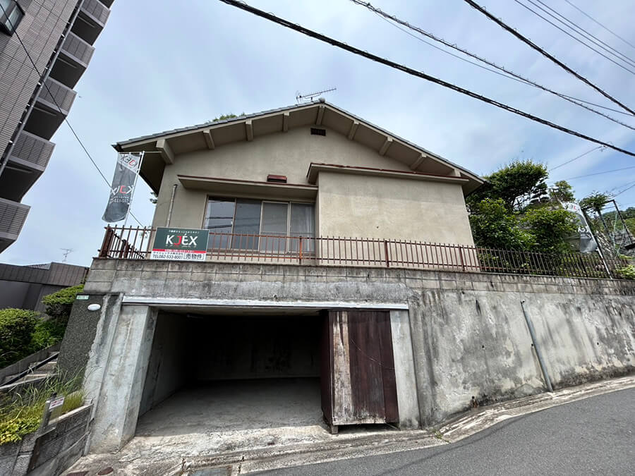 安芸郡府中町山田二丁目戸建