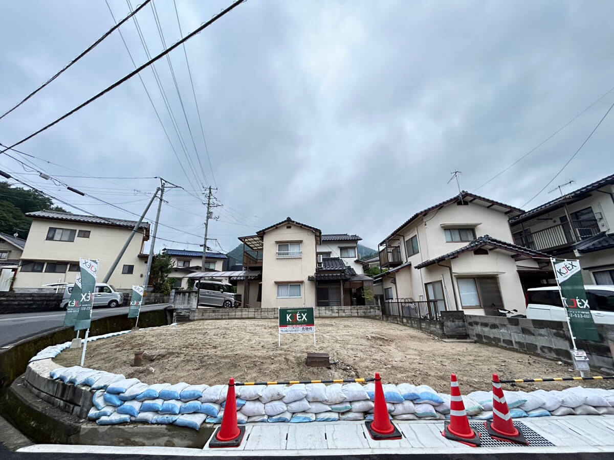 安佐北区亀山南三丁目土地