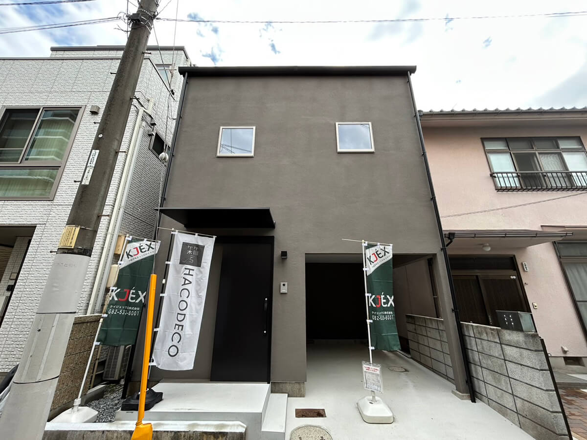 西区南観音二丁目戸建