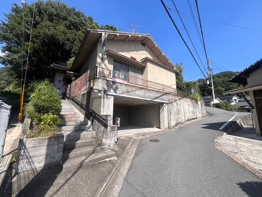 安芸郡府中町山田二丁目戸建