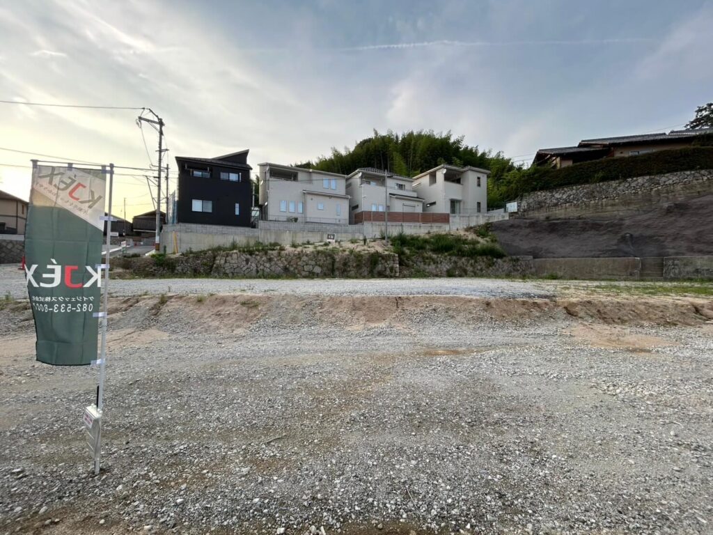 安芸郡府中町鹿籠二丁目土地