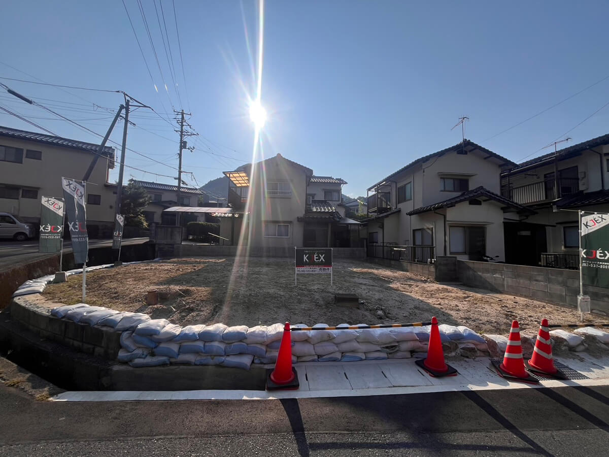 安佐北区亀山南三丁目土地