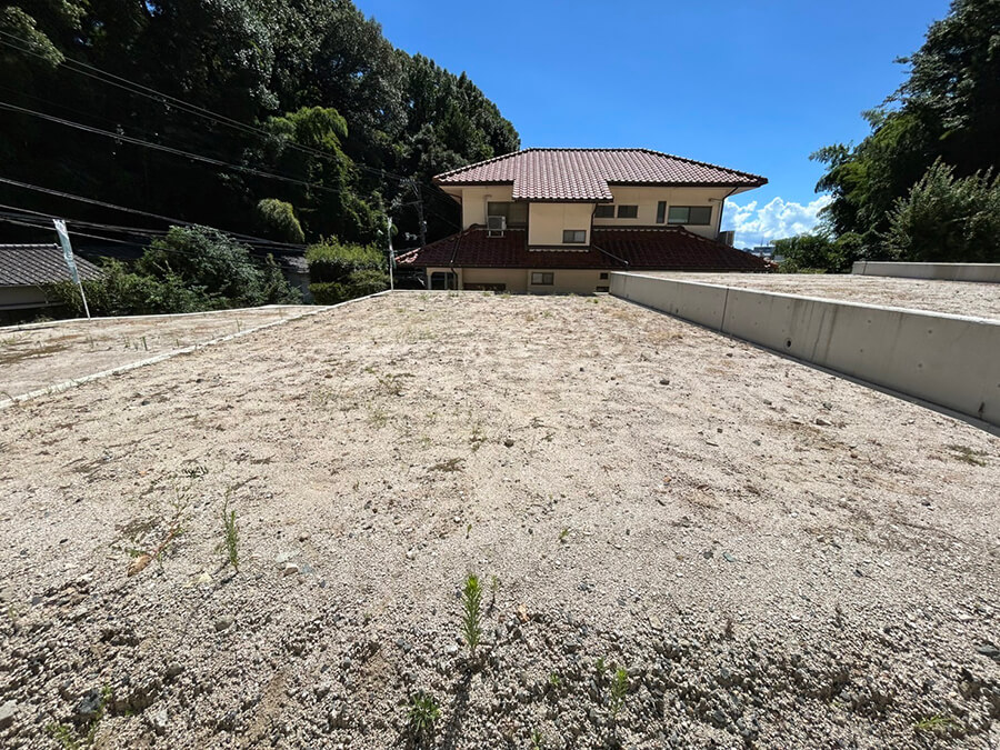 東区山根町土地