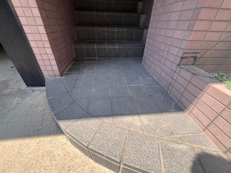 西区南観音四丁目事務所付き戸建