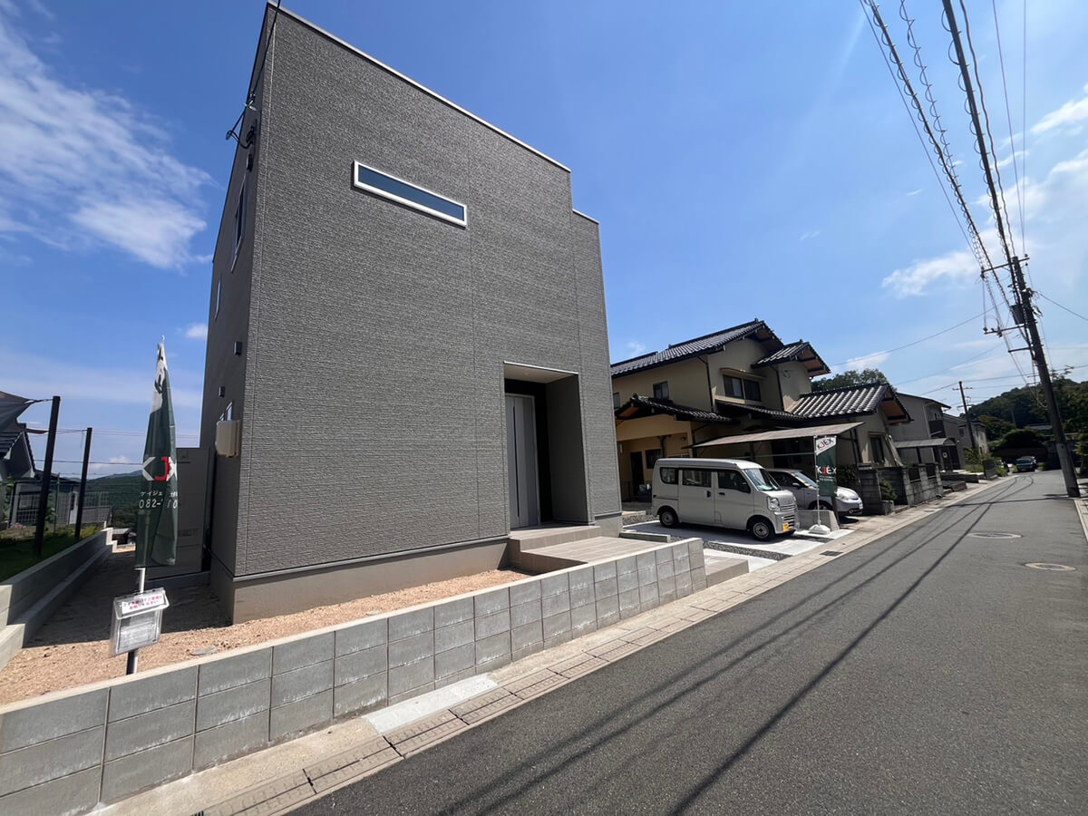 安佐南区伴西四丁目新築戸建