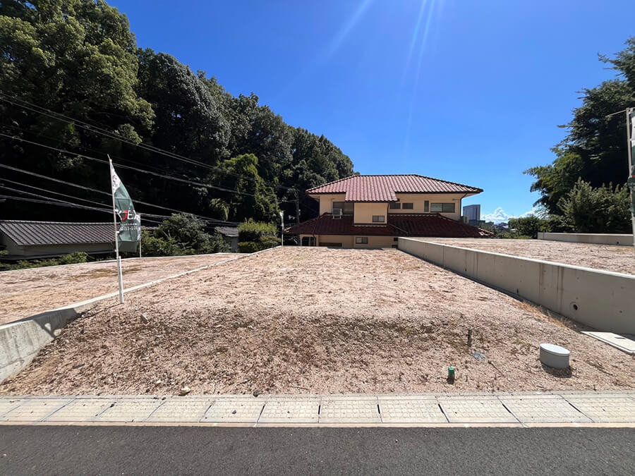 東区山根町土地