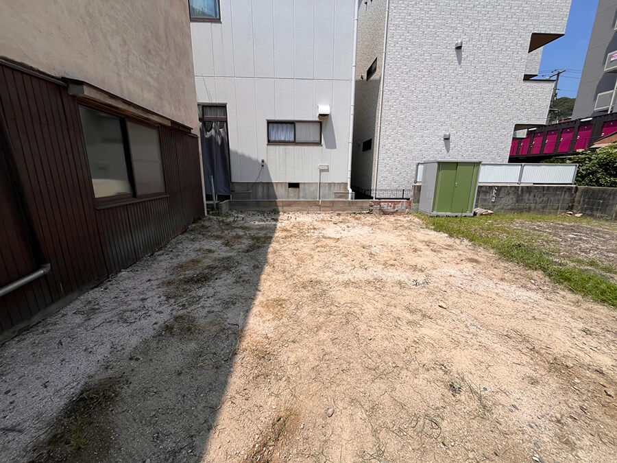 呉市三条二丁目　土地