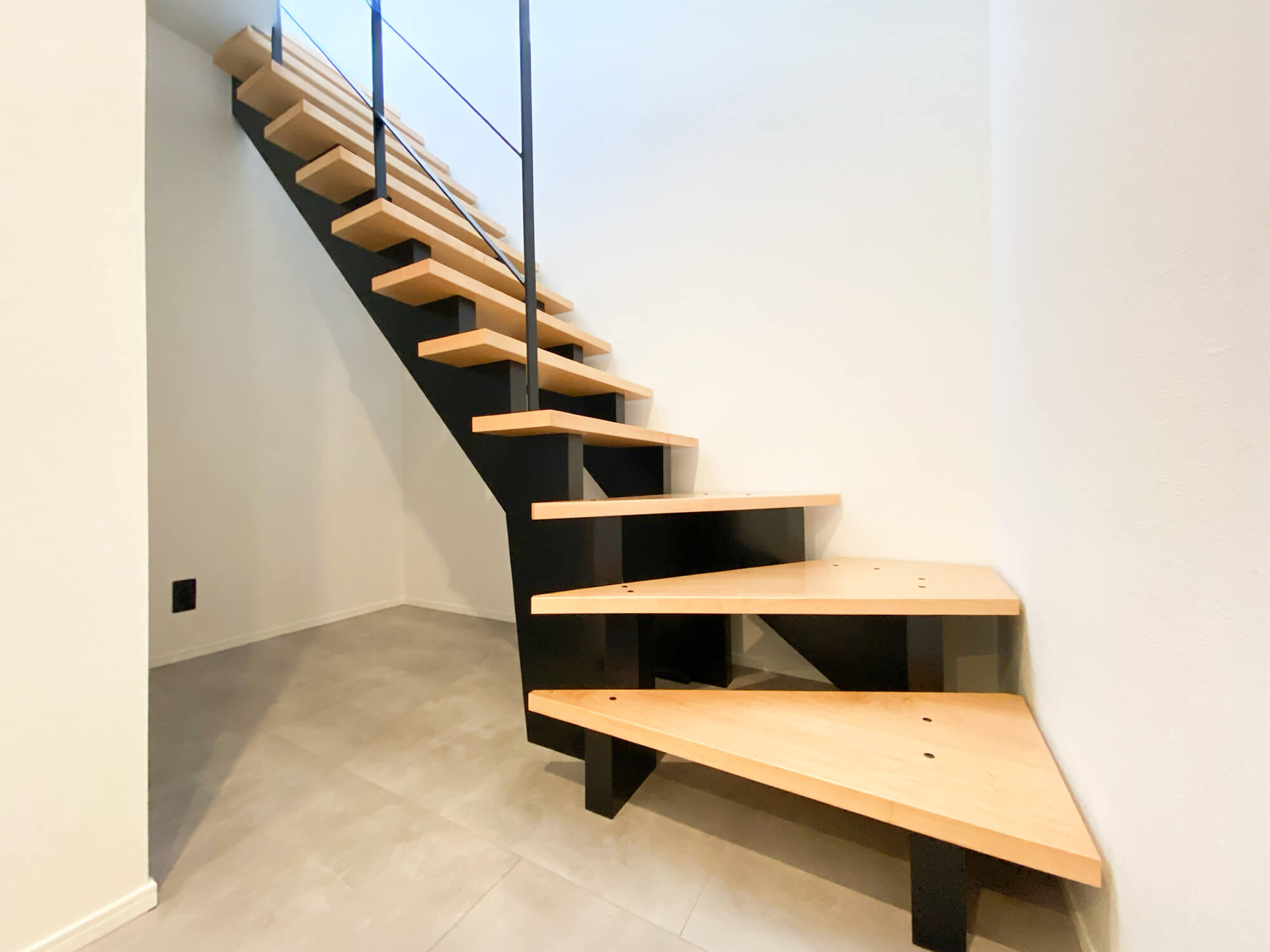 階段下スペース