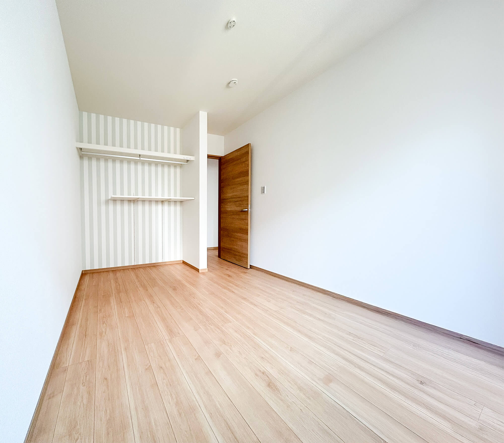 No.4 2階洋室クローゼット