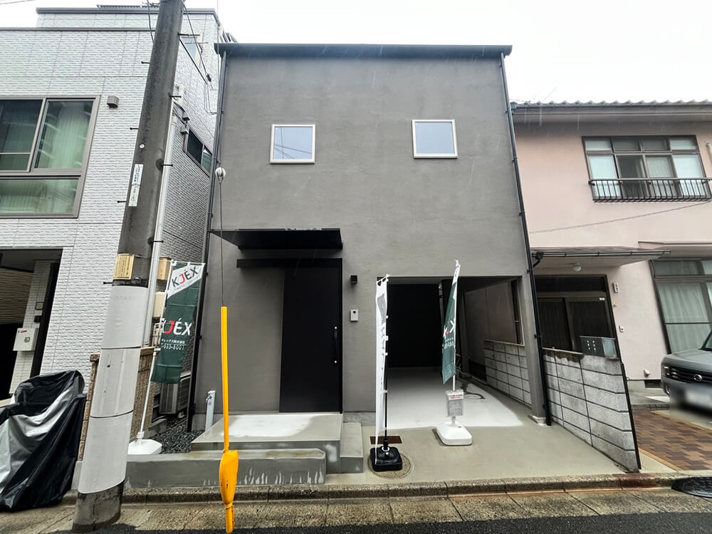 西区南観音二丁目戸建