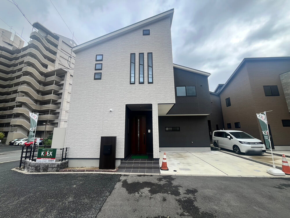 安佐南区高取北一丁目新築B棟