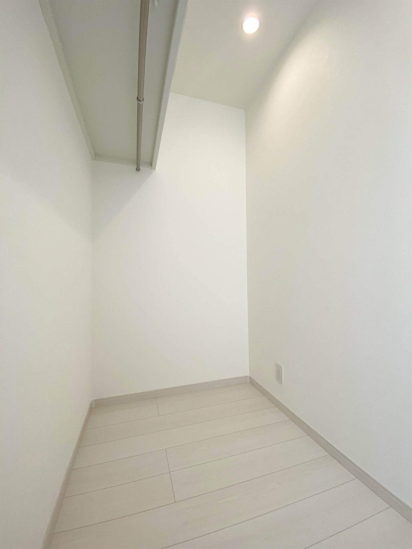 洋室クローゼット