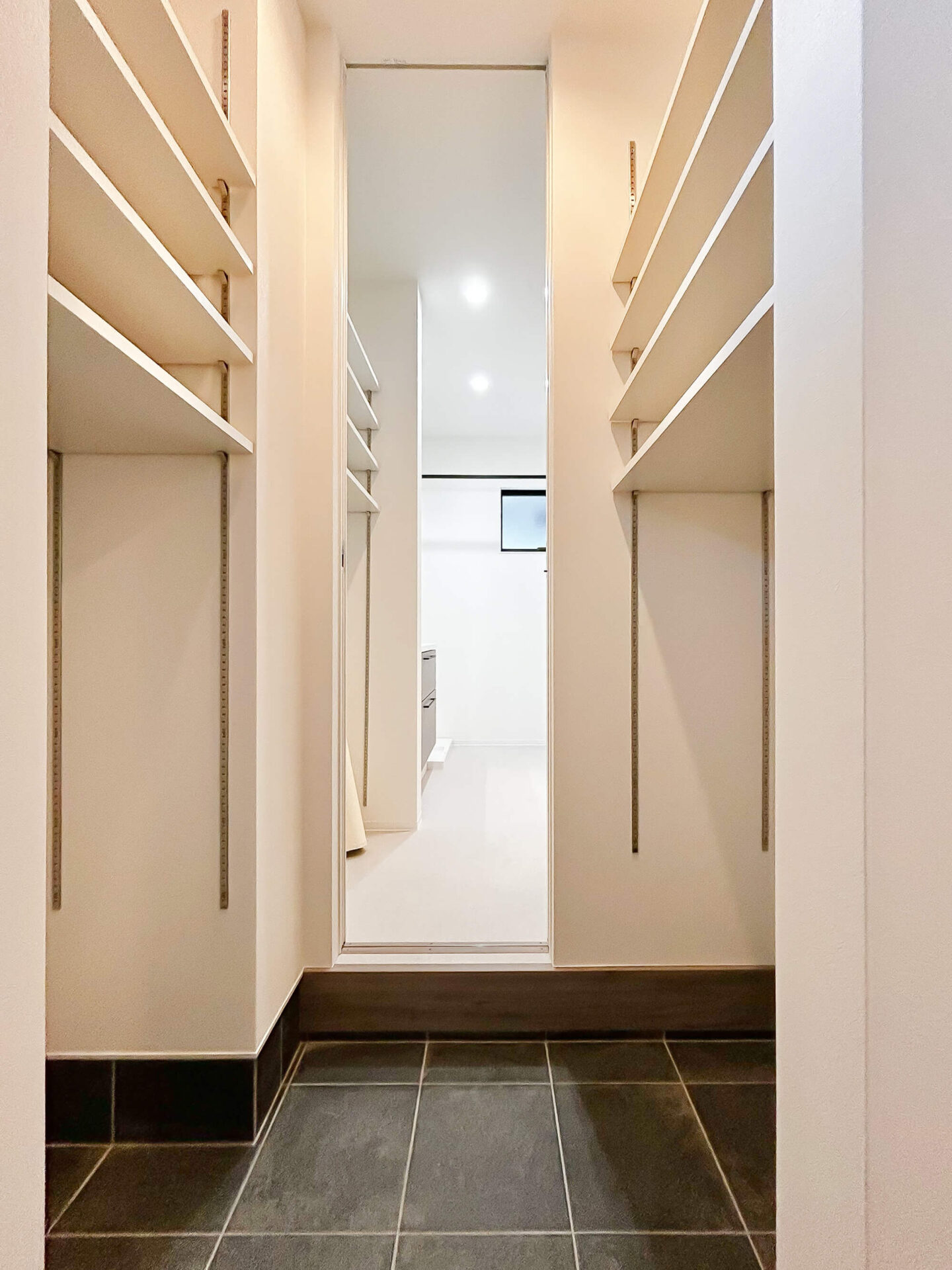 シューズクローゼット