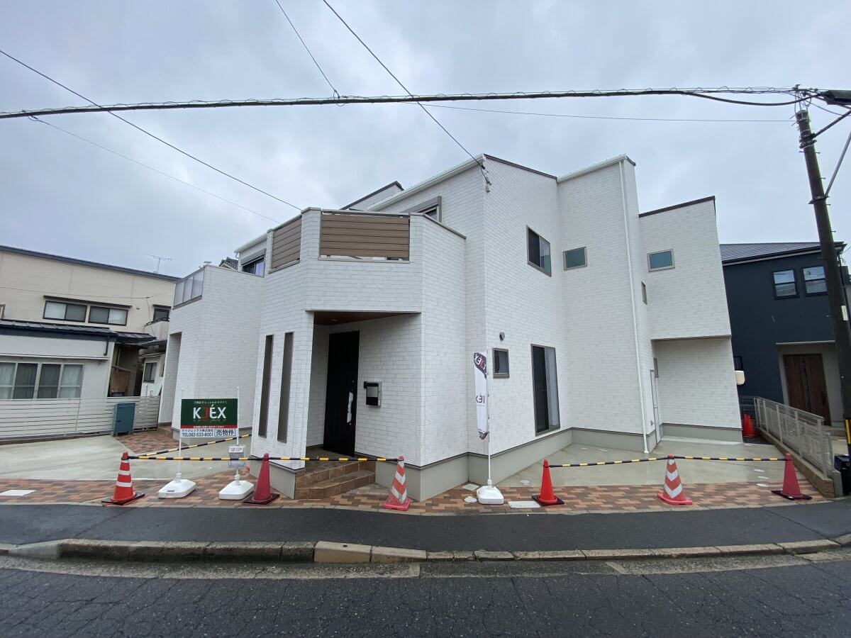 中区江波西二丁目新築戸建A棟