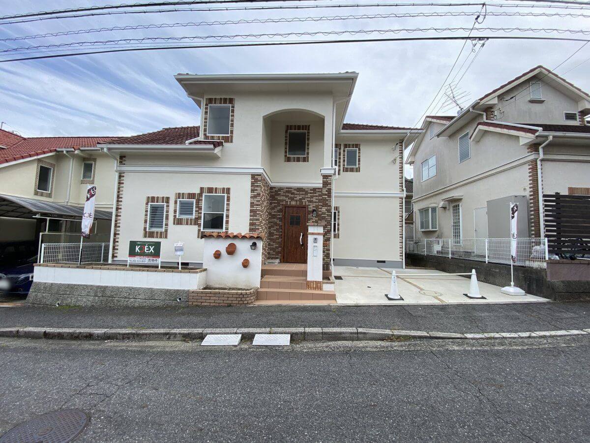 廿日市市四季が丘八丁目戸建