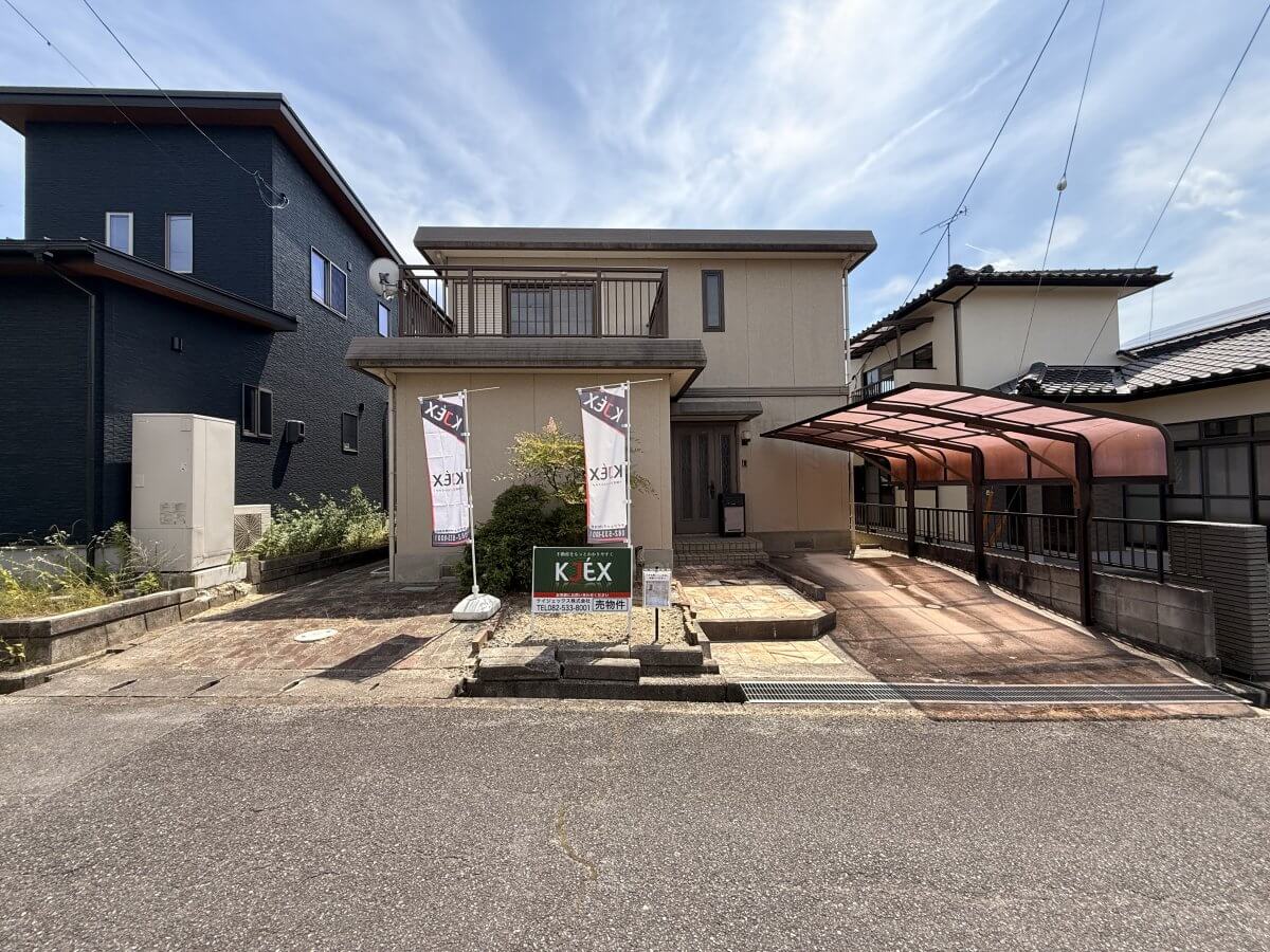 東広島市西条町郷曽戸建