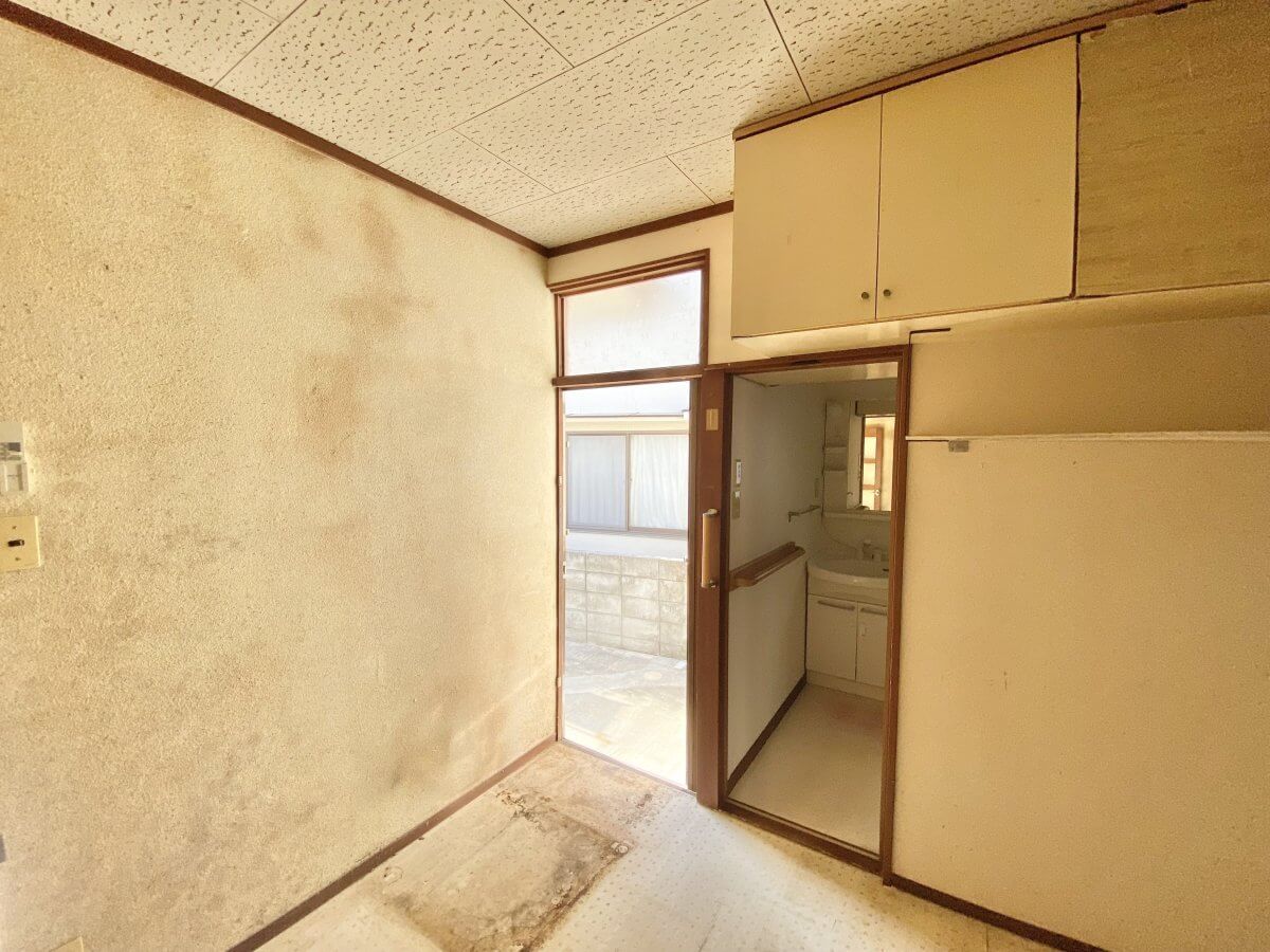 安佐南区高取北一丁目戸建