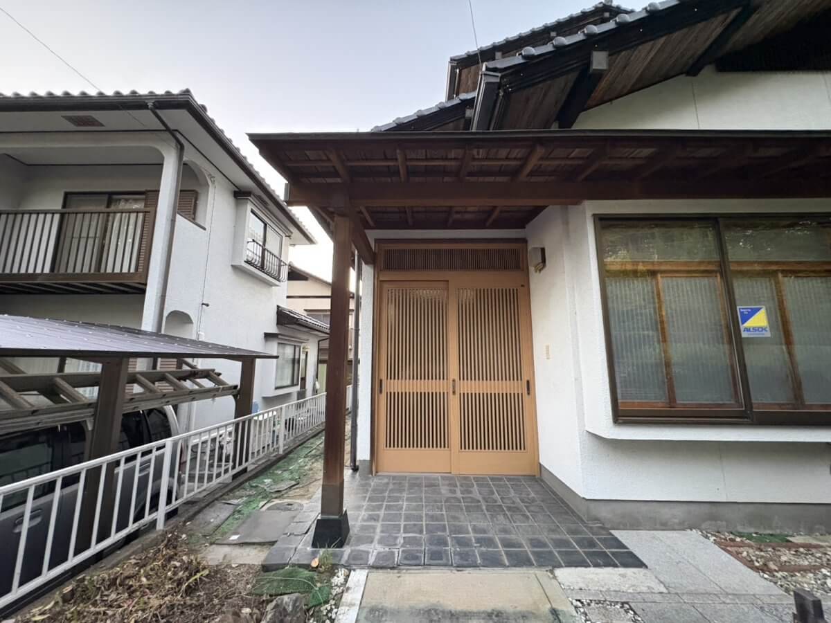 安佐北区三入東一丁目戸建