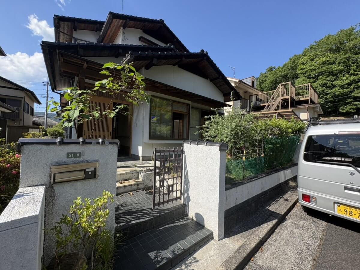 安佐北区三入東一丁目戸建