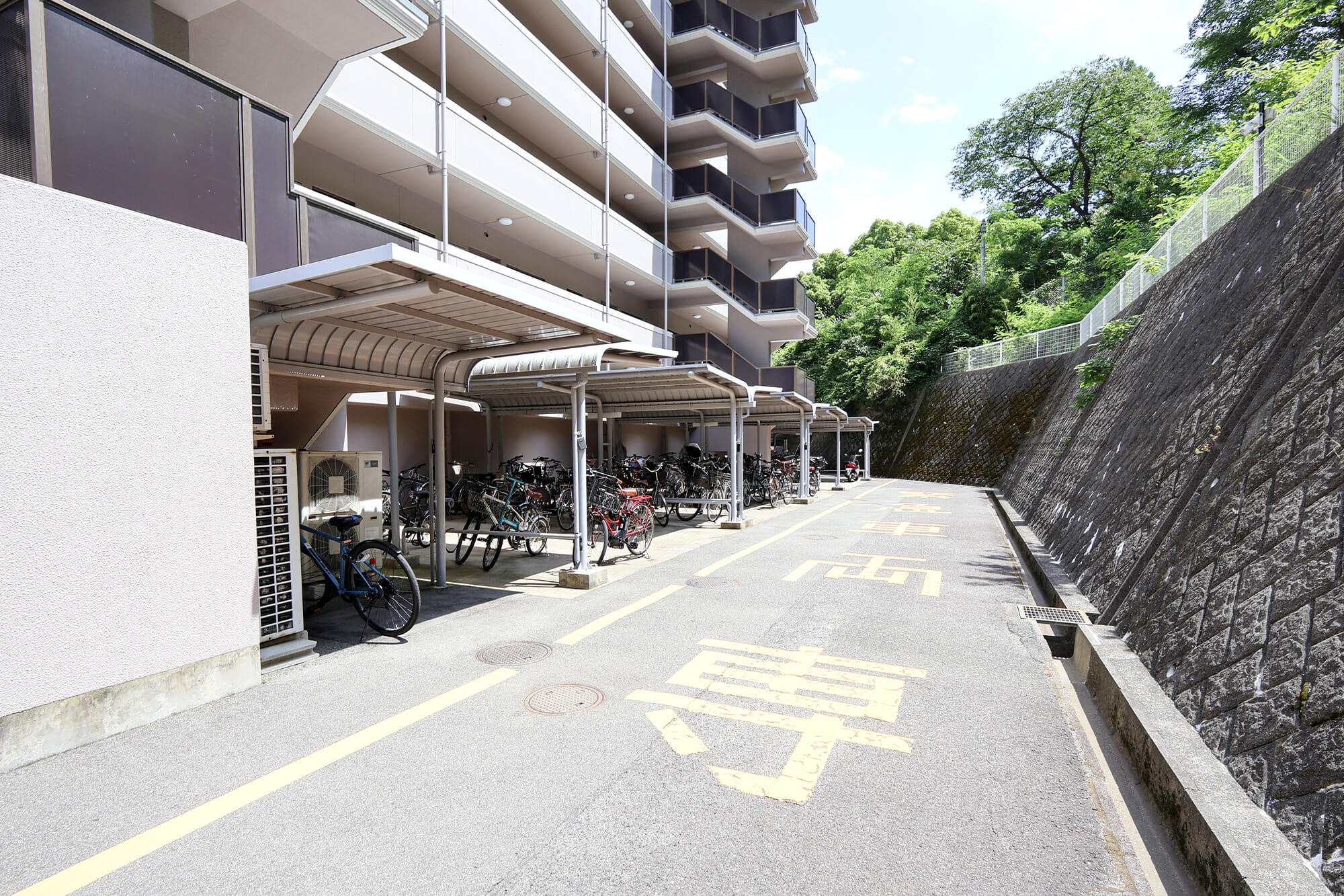 駐輪場