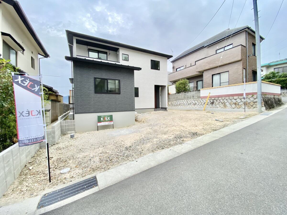 西区己斐東二丁目新築戸建