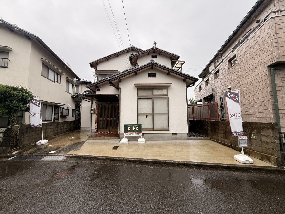 安佐南区高取北一丁目戸建