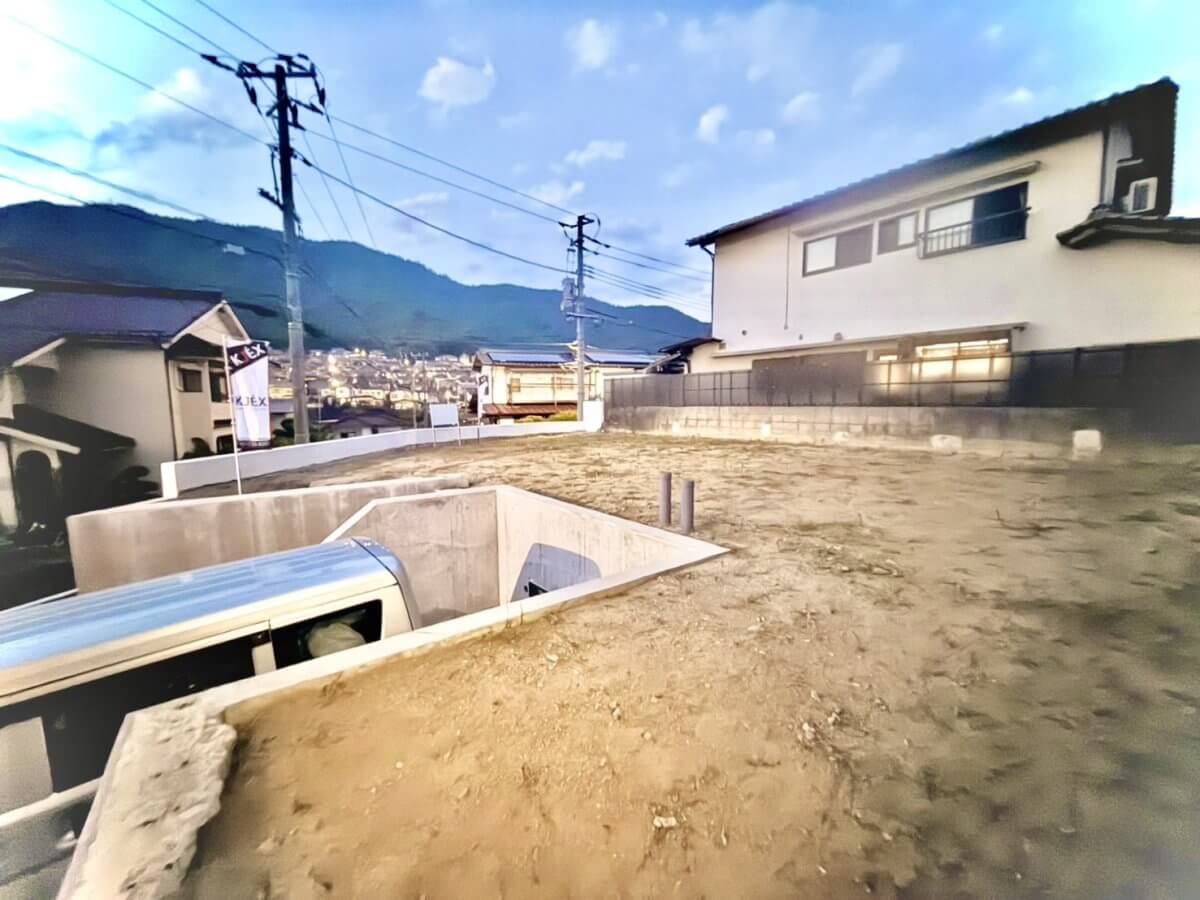 安佐北区亀山七丁目土地