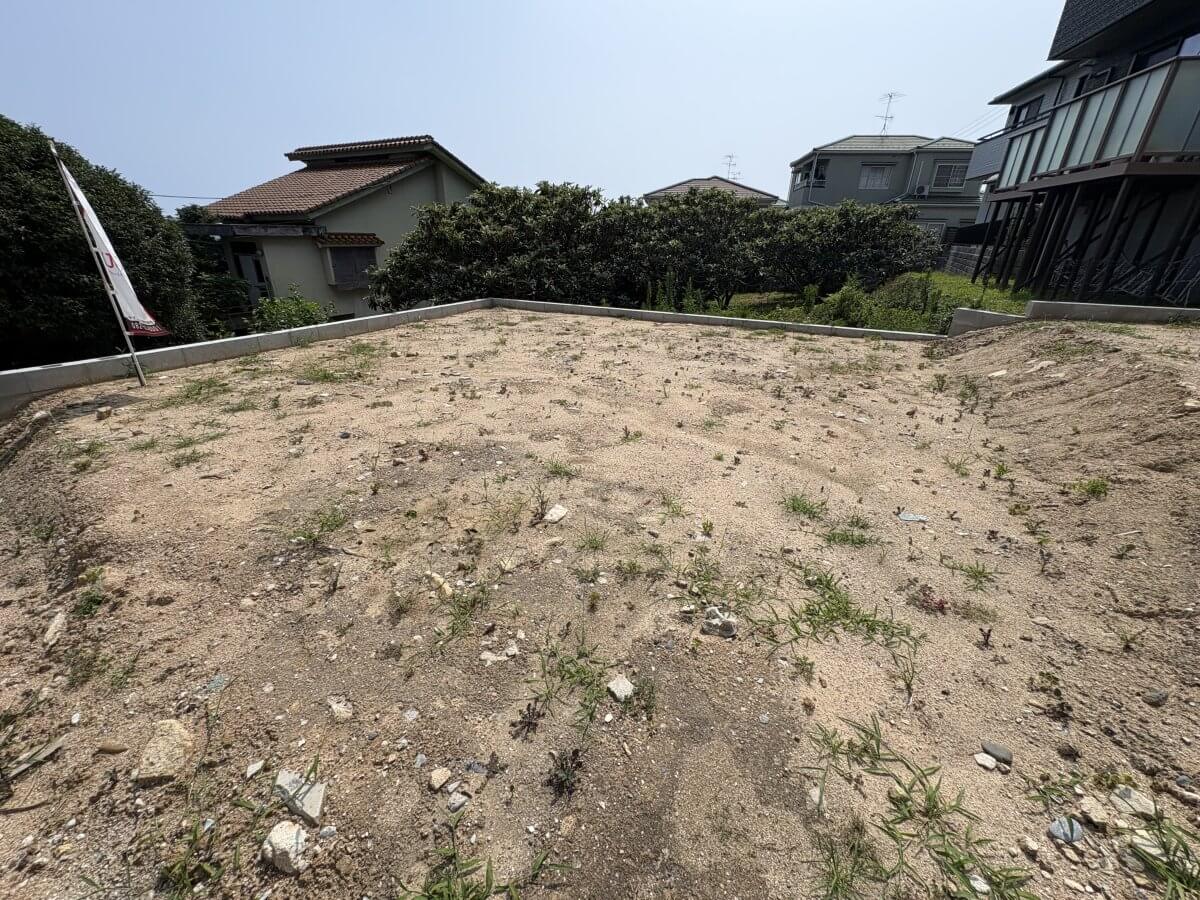 西区井口一丁目土地